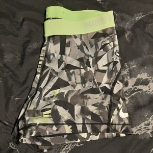 Nike Pro Dri-Fit Compression Shorts M Grey/Green